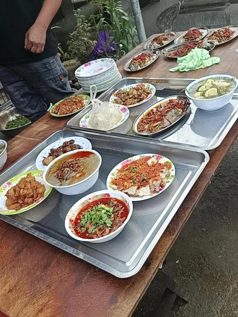 美食盛宴：丰盛的味蕾享受