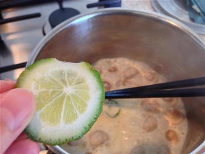 饺子馅是否需要加红酒和盐？