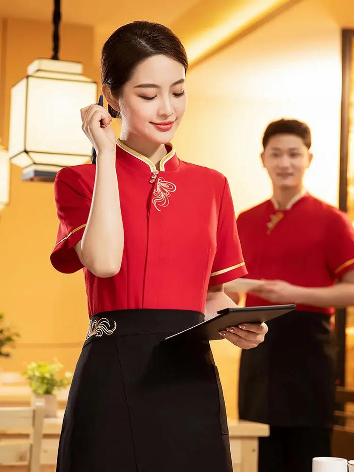 餐厅服务员名字有特色意思