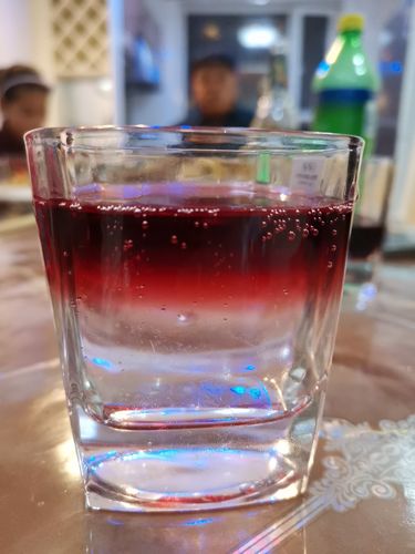红酒对雪碧可以喝吗