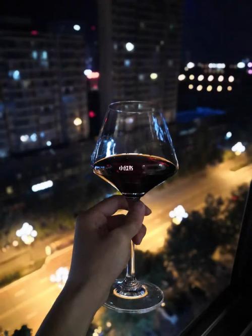 女人喝红酒的感悟