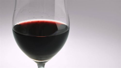 中老年人喝什么红酒好