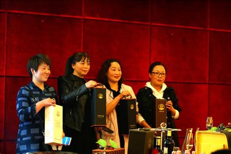 玫瑰庄园红酒价格及图片