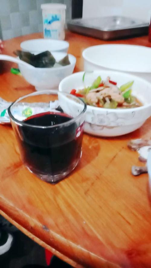 喝了酒一闭眼就头晕怎么办