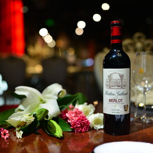 美乐干红葡萄酒价格表大全