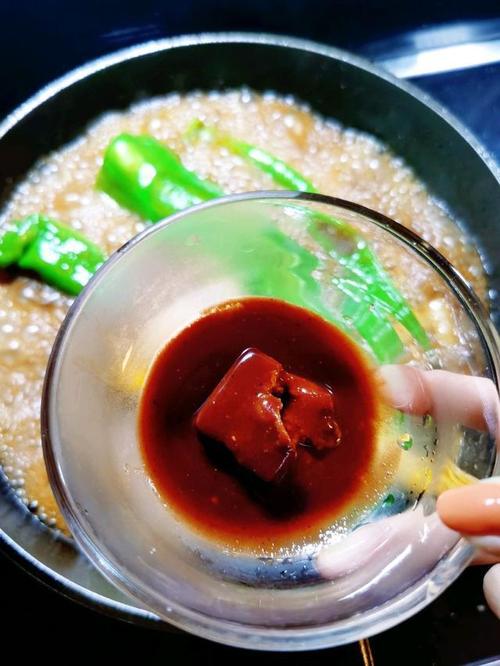 豆腐可以跟红酒一起吃吗