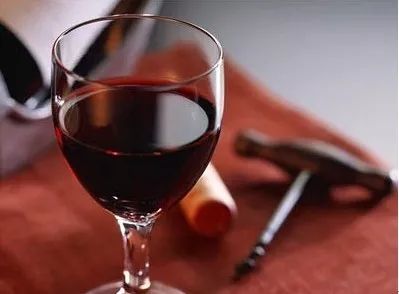 红酒里有酒石酸是好酒吗