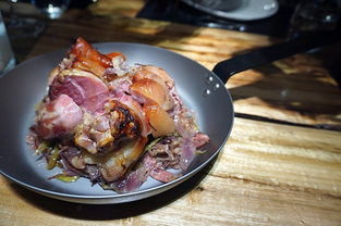羊肉串配红酒合适吗