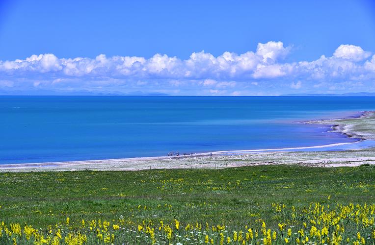 青海7月底旅游景点
