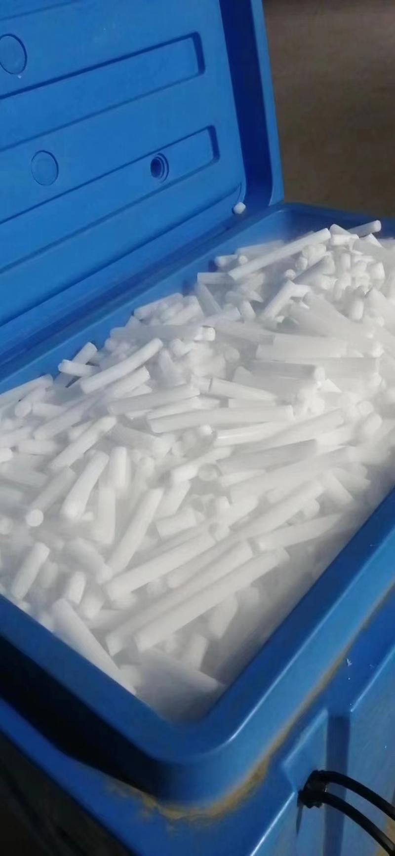 餐饮干冰的使用要专用器具吗