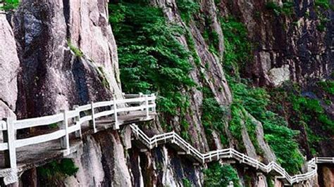 黄山旅游带什么衣服