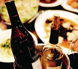 家里的红酒杯怎么摆放
