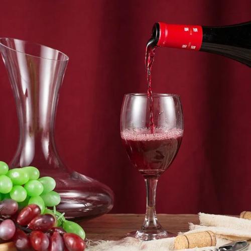 中国人喝白酒好还是红酒好