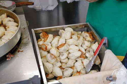 市图书馆附近美食街