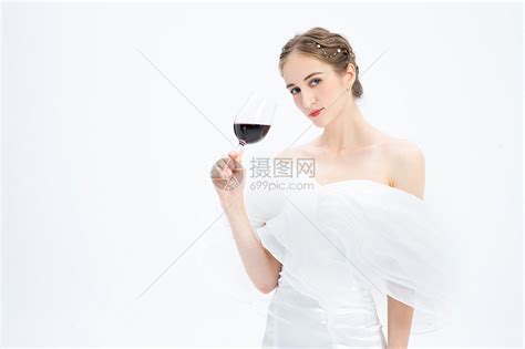 怀孕一个月喝一杯红酒有影响吗