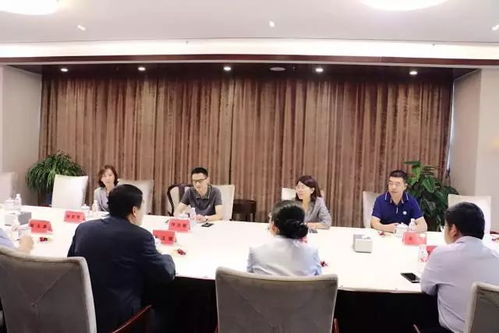 帝欧家居董事会会议深度解析战略规划与市场展望

引言
帝欧家居，作为家居行业的领军企业，其每一次董事会会议都备受业界关注。本次董事会会议于[具体日期]召开，不仅对公司过去一段时间的运营情况进行了总结，更对未来的战略规划和市场展望进行了深入讨论。本文将详细解析此次会议的主要