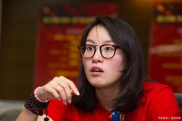 长白山黑车加价事件游客权益与地方治理的反思