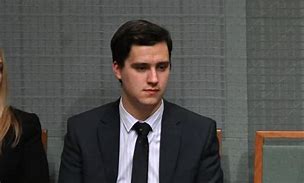 会议重点讨论的议题包括