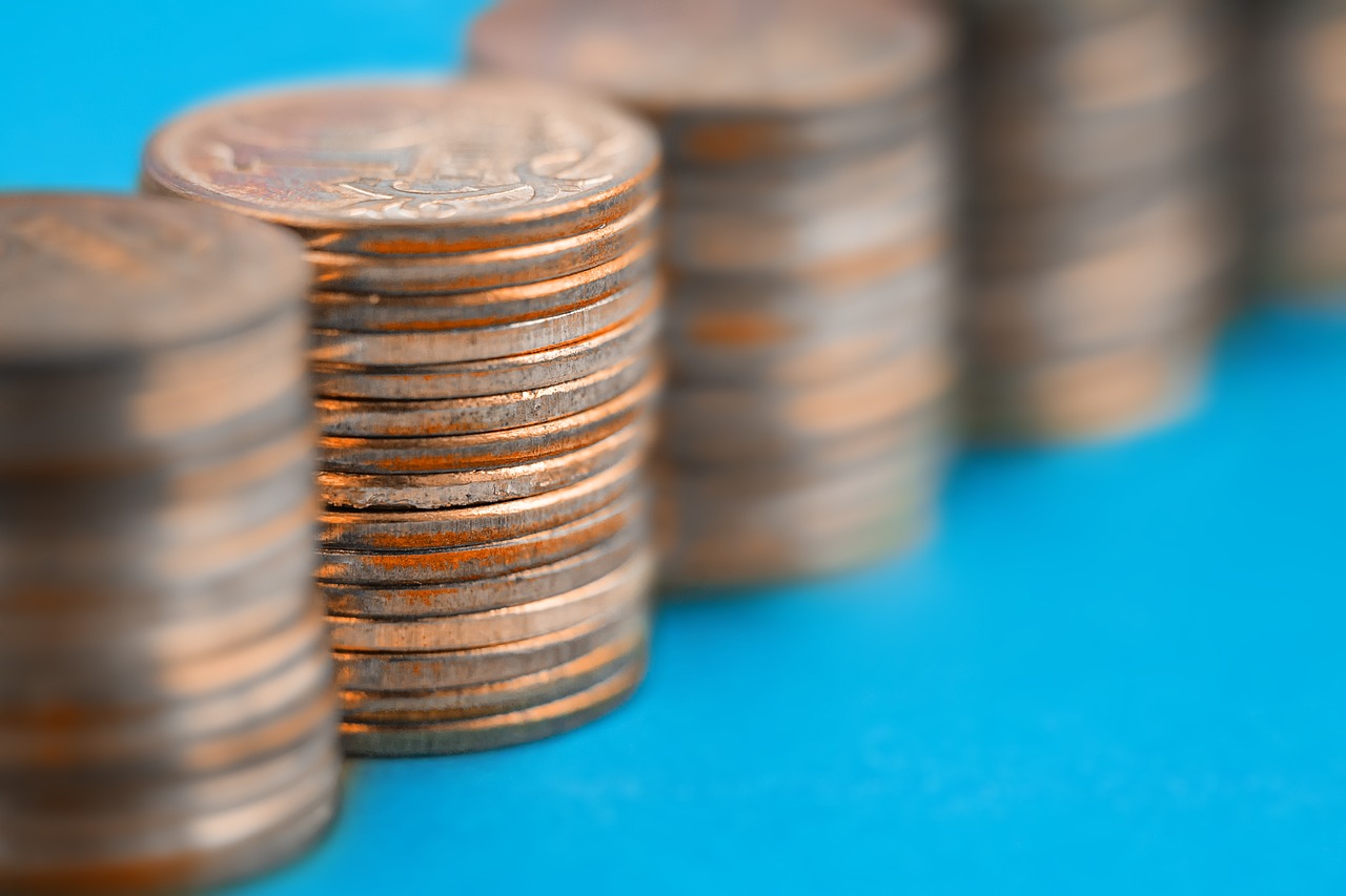 闲鱼将向卖家收取0.6%服务费，新政策引发热议
