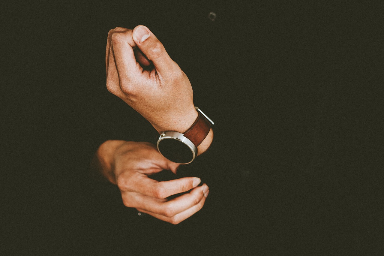 揭秘男士护肤新趋势，告别暗沉，迈向透亮肌时代